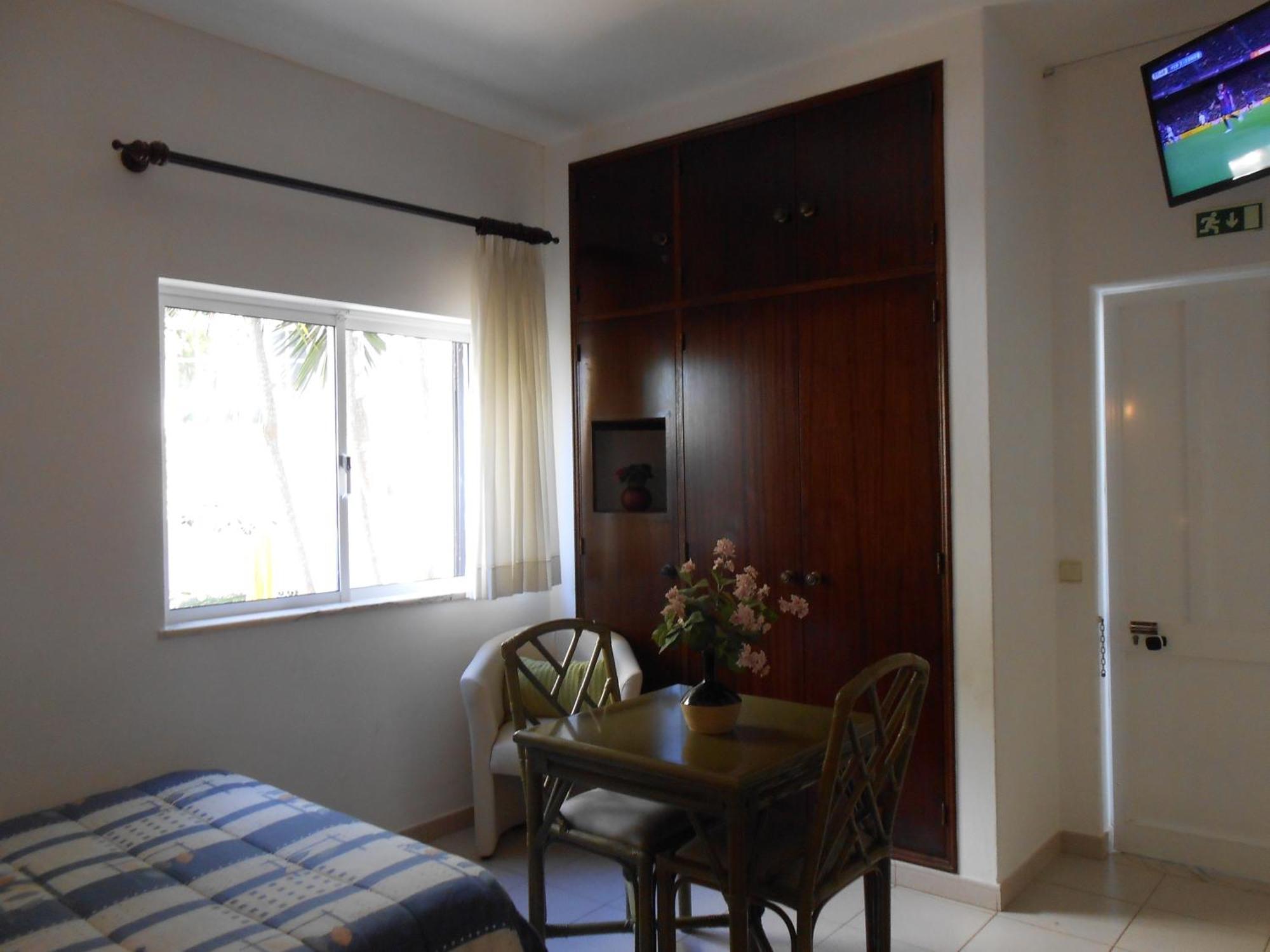 Dona Ana Garden Hotel Lagos Room photo